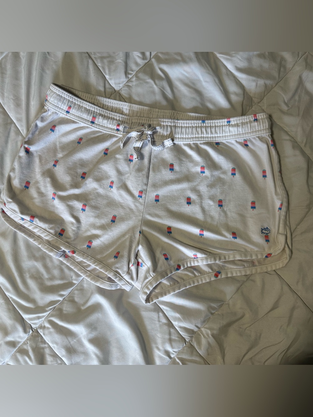 Southern Tide White Elastic Waist Cotton Blend Shorts